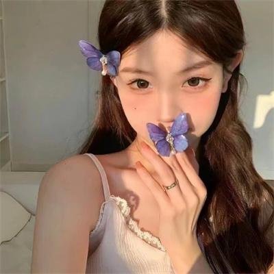 30拉紧抱 焦点海报
