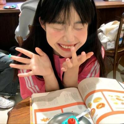 恶魔是一个女人 高清封面